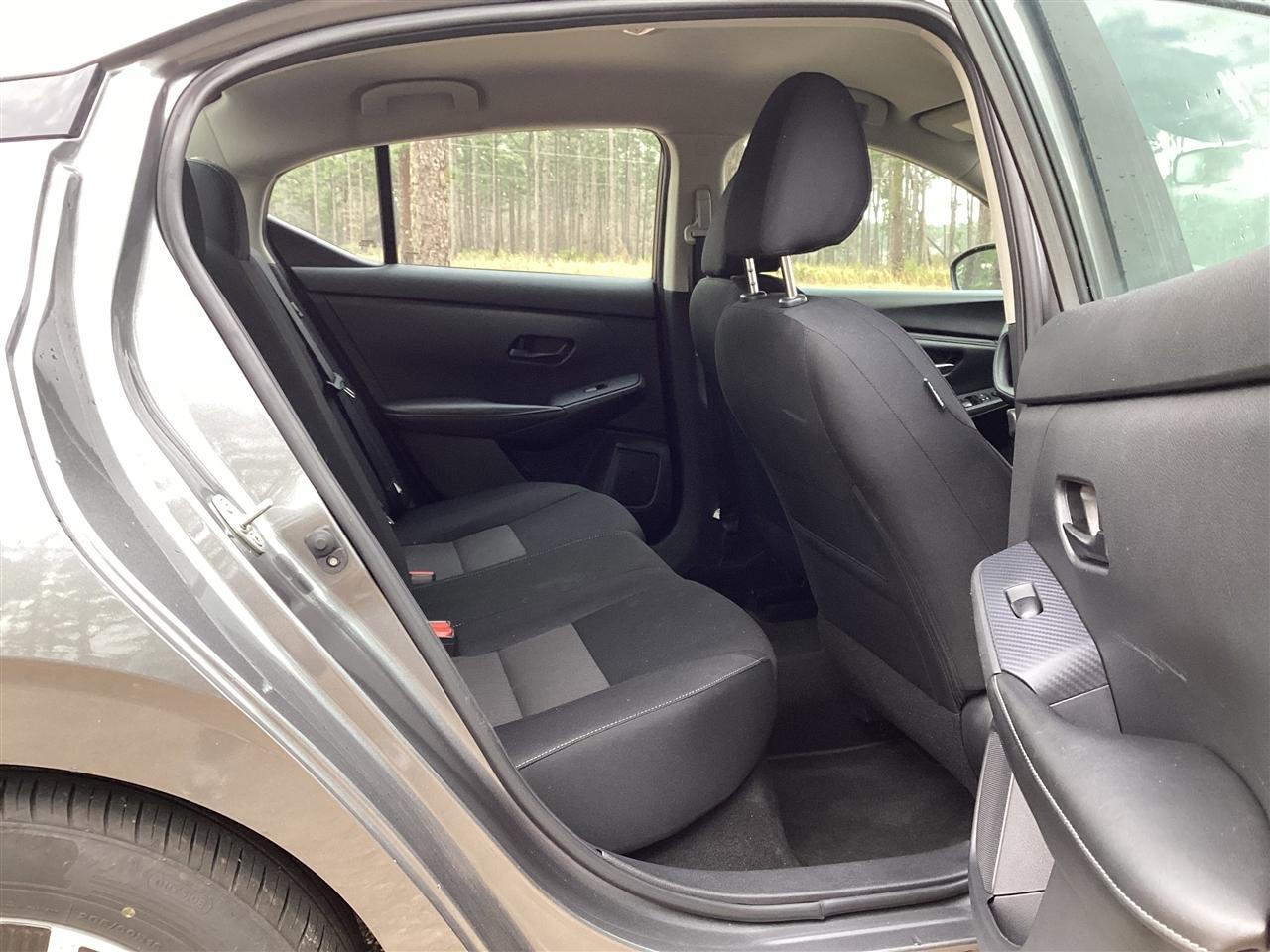 Nissan Sentra SV CVT 2024