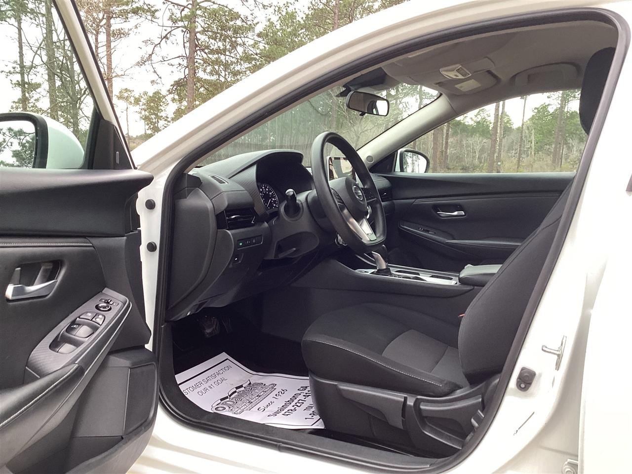 Nissan Sentra SV CVT 2023