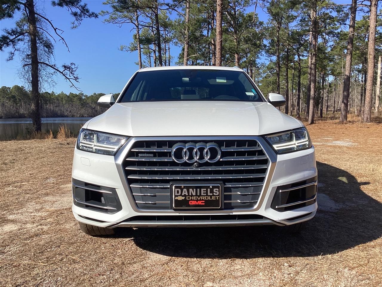 Audi Q7 SE Premium Plus 55 TFSI quattro 2019