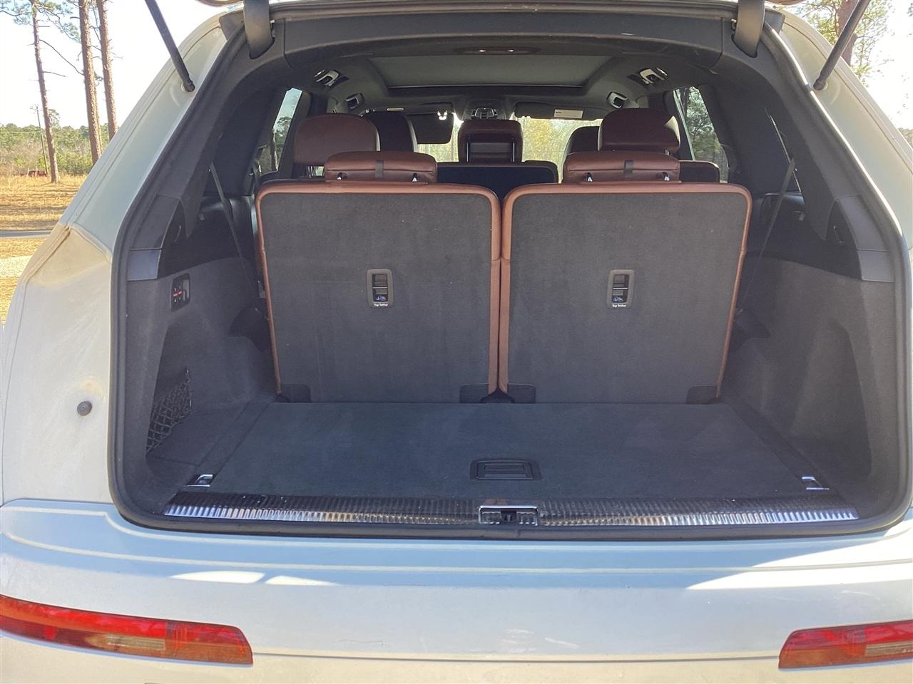 Audi Q7 SE Premium Plus 55 TFSI quattro 2019