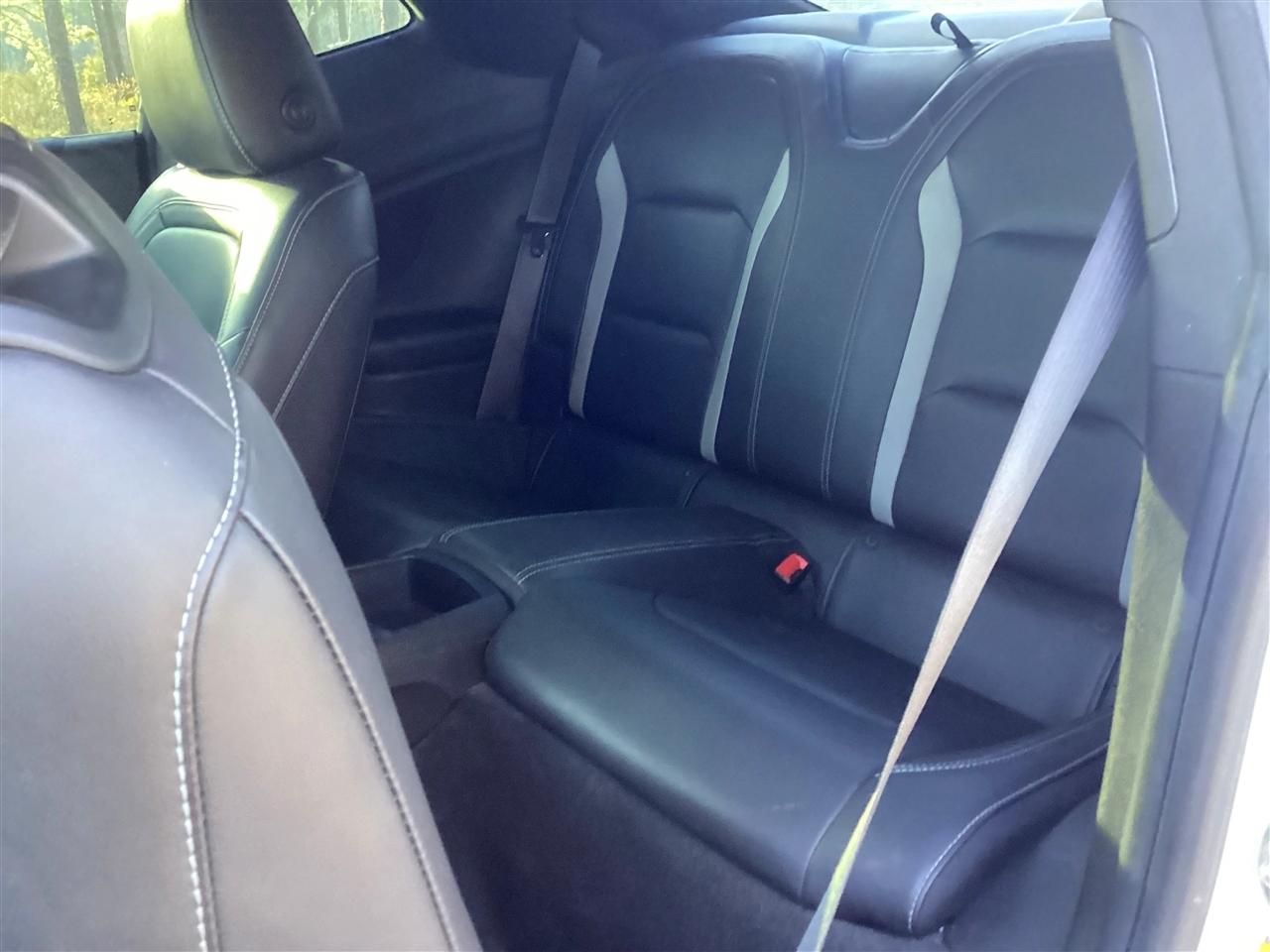 Chevrolet Camaro 2dr Cpe 2LT 2019