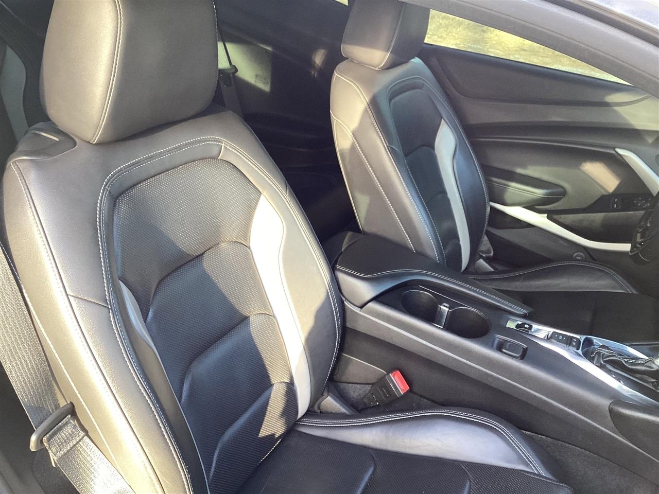 Chevrolet Camaro 2dr Cpe 2LT 2019