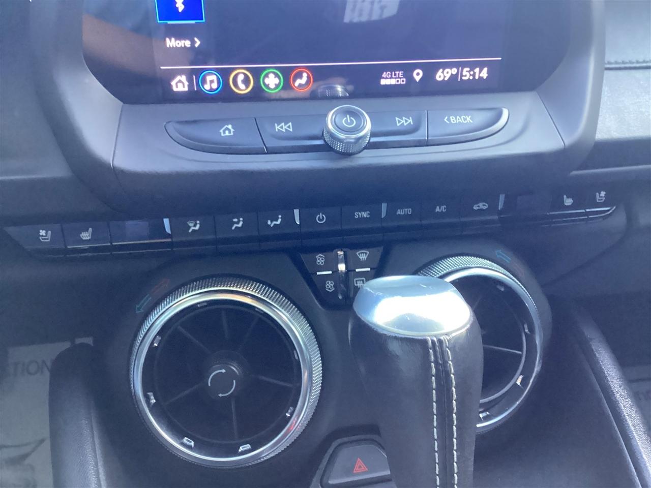 Chevrolet Camaro 2dr Cpe 2LT 2019