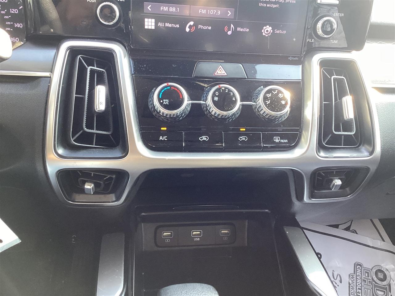 Kia Sorento LX FWD 2022