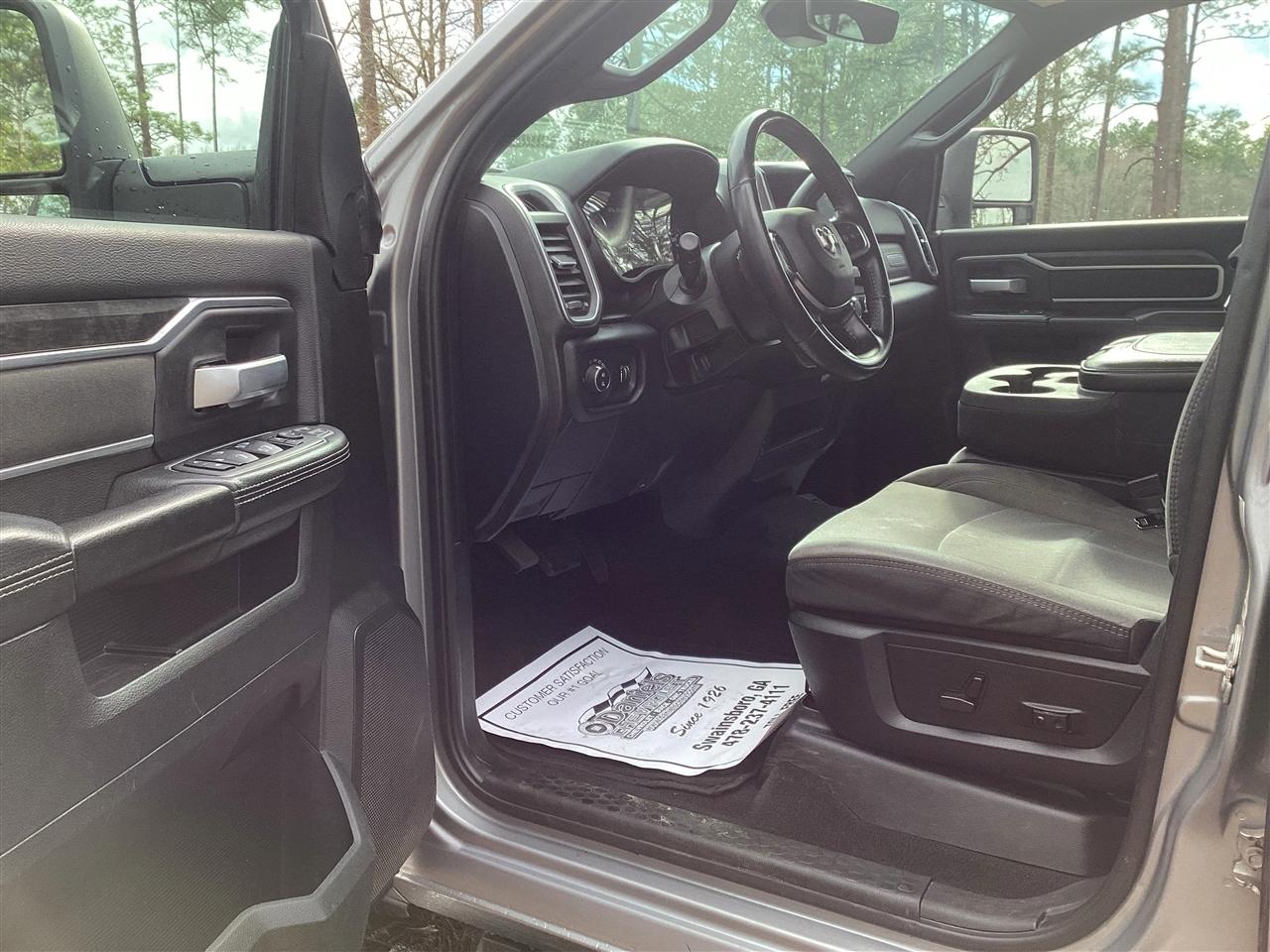 RAM 2500 Big Horn 4x4 Crew Cab 6'4" Box 2024