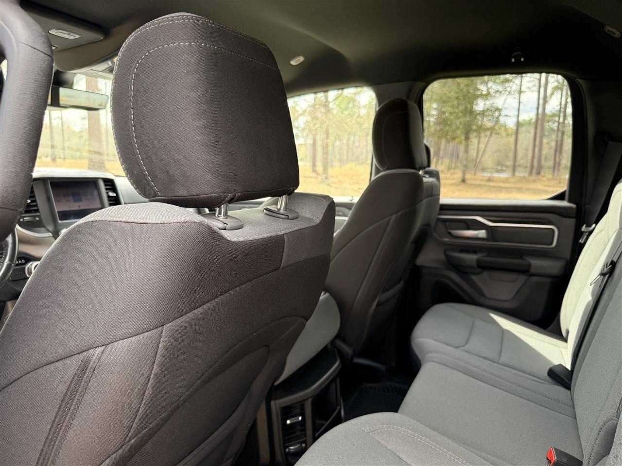 RAM 1500 Big Horn 4x2 Quad Cab 6'4" Box 2022