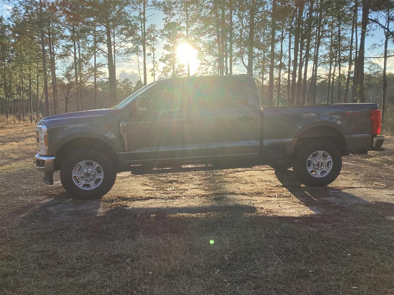 Ford Super Duty F-250 SRW King Ranch 4WD Crew Cab 8' Box 2025