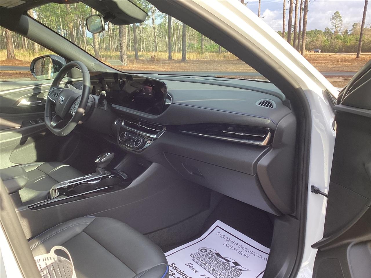 Buick Envista FWD 4dr Sport Touring 2025