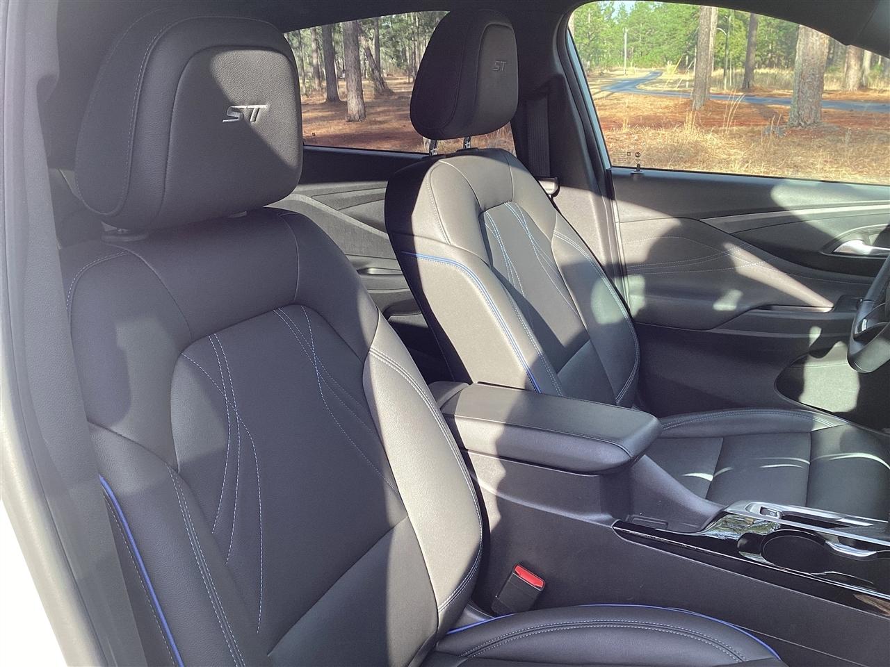 Buick Envista FWD 4dr Sport Touring 2025