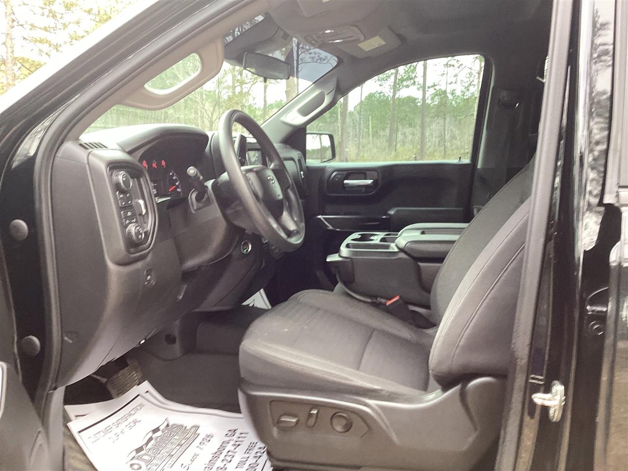 Chevrolet Silverado 1500 4WD Crew Cab 147" Custom Trail Boss 2022