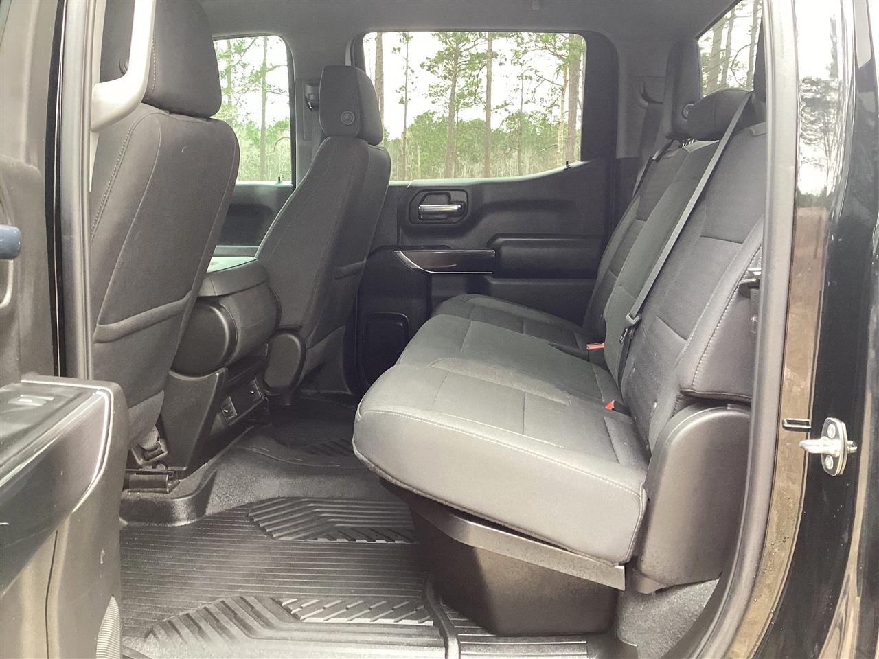 Chevrolet Silverado 1500 4WD Crew Cab 147" Custom Trail Boss 2022