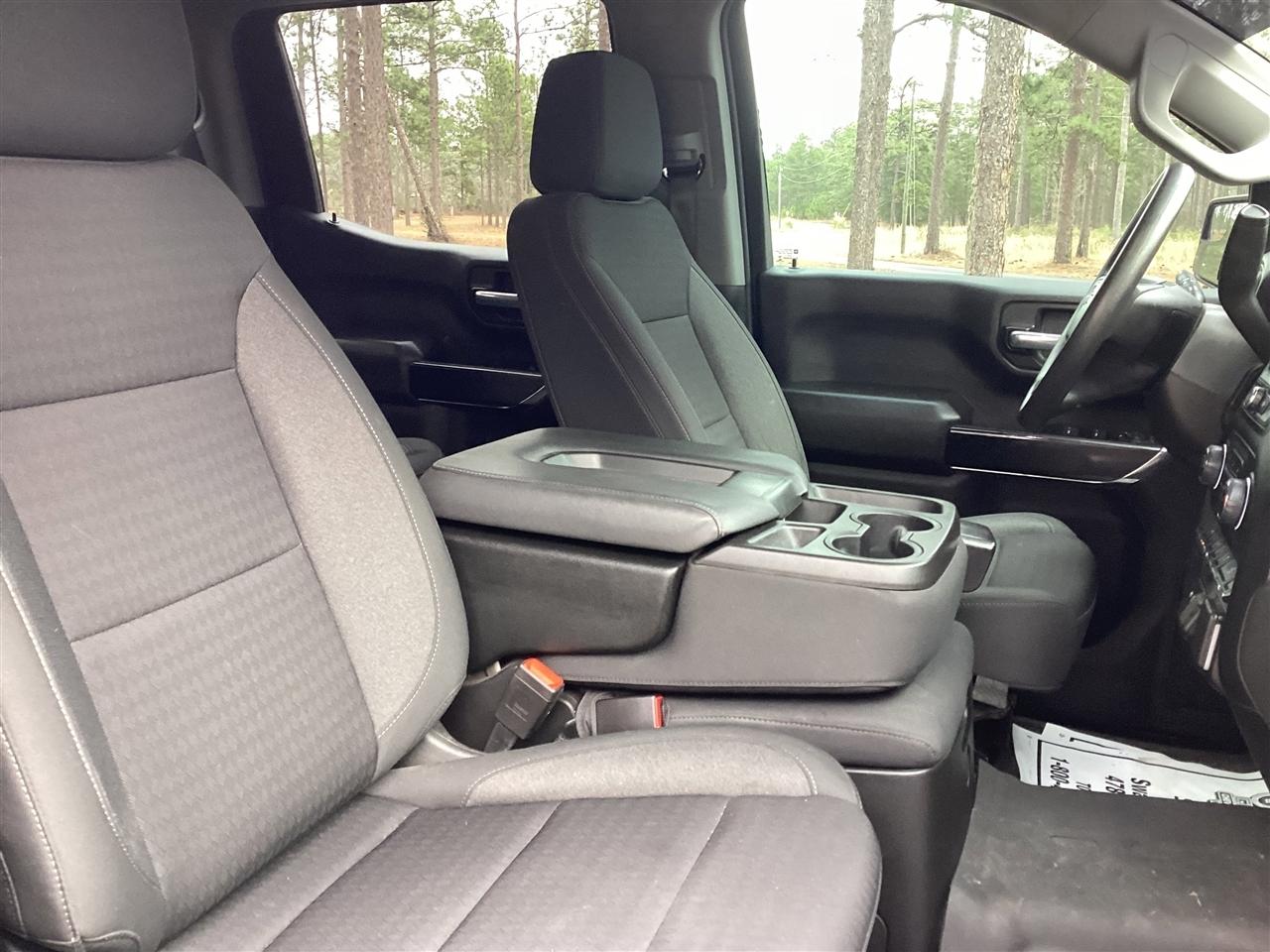 Chevrolet Silverado 1500 4WD Crew Cab 147" Custom Trail Boss 2022