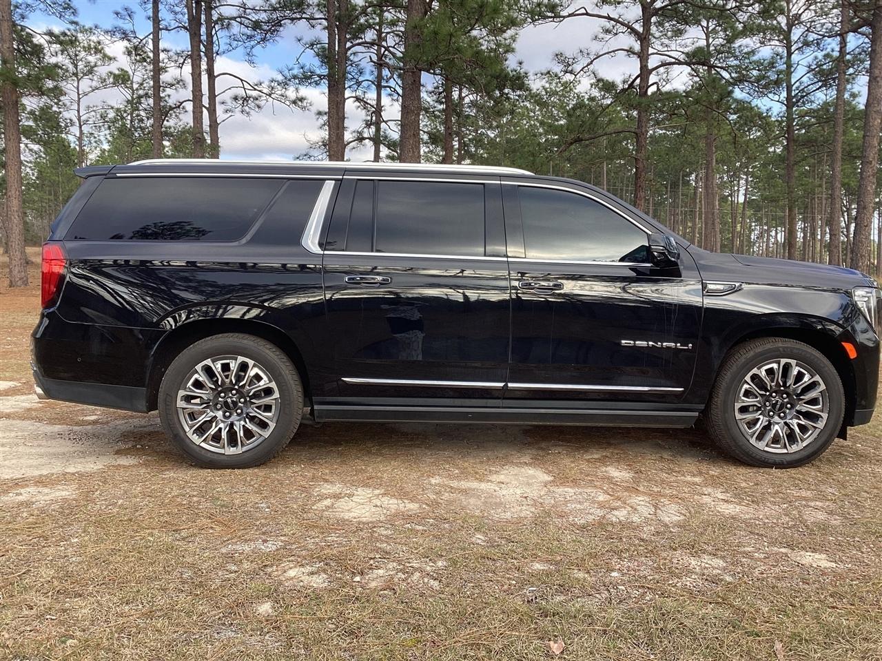 GMC Yukon XL 4WD 4dr Denali Ultimate 2023