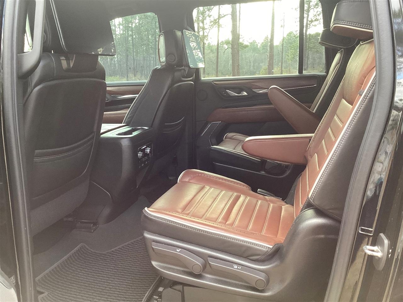 GMC Yukon XL 4WD 4dr Denali Ultimate 2023