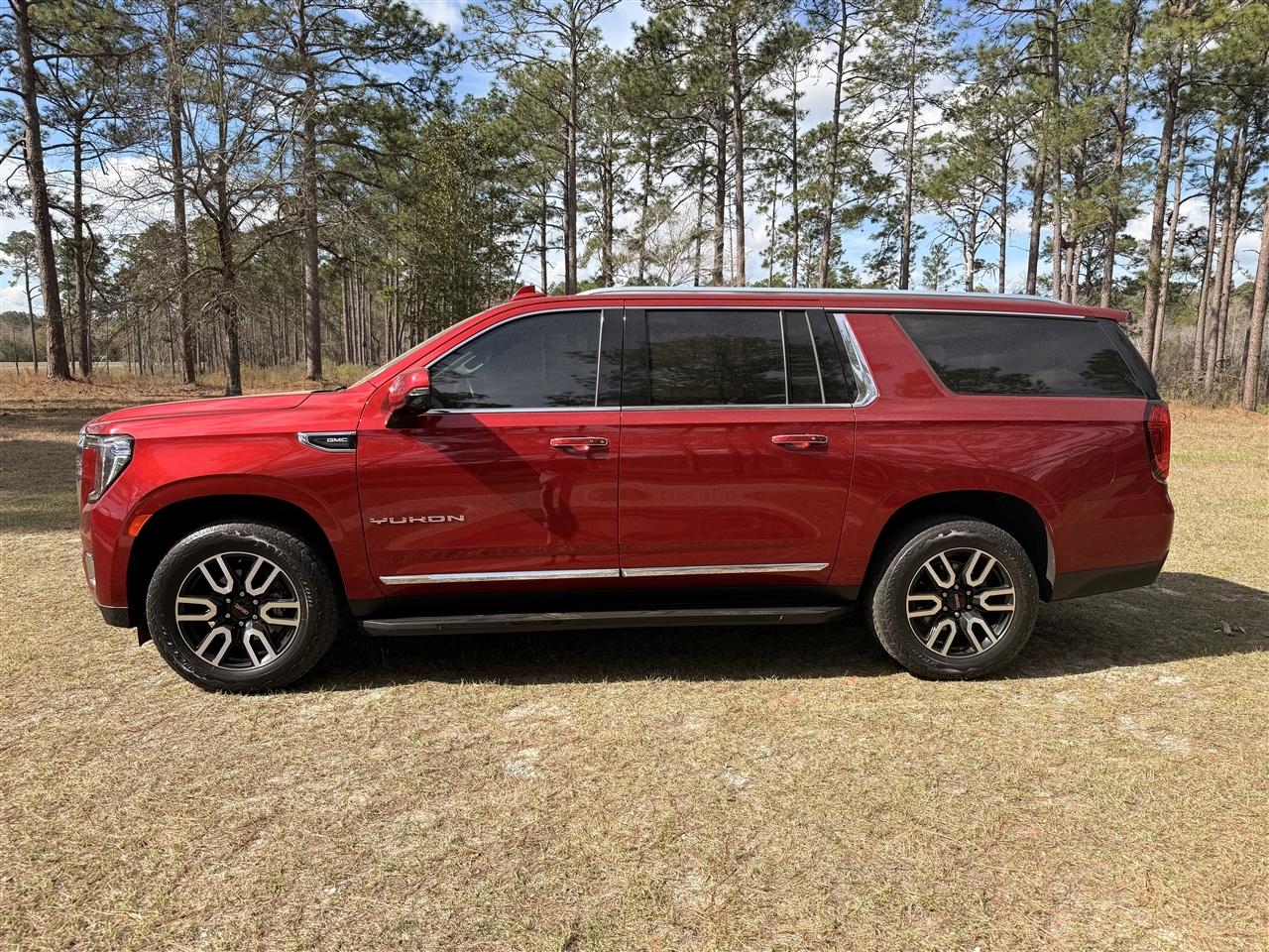 GMC Yukon XL 4WD 4dr SLT 2021