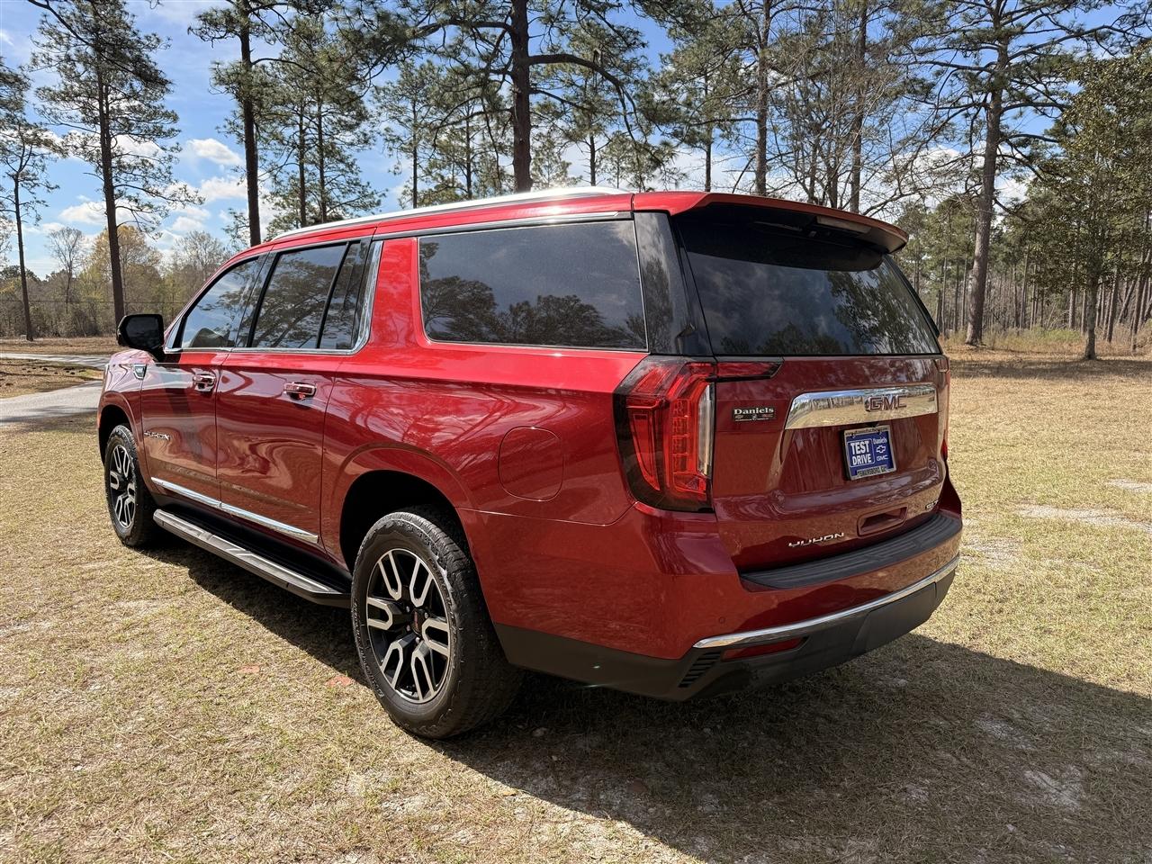 GMC Yukon XL 4WD 4dr SLT 2021