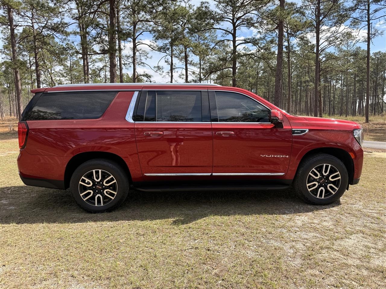 GMC Yukon XL 4WD 4dr SLT 2021