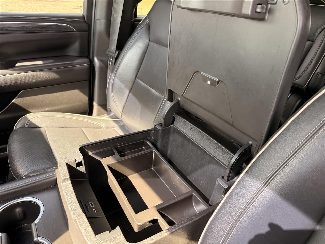 GMC Yukon XL 4WD 4dr SLT 2021