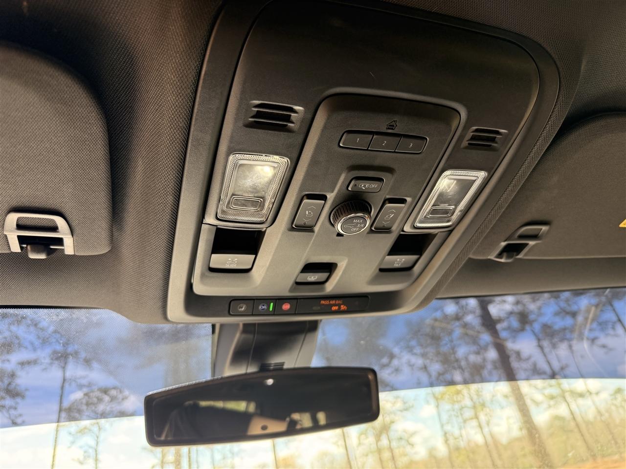 GMC Yukon XL 4WD 4dr SLT 2021