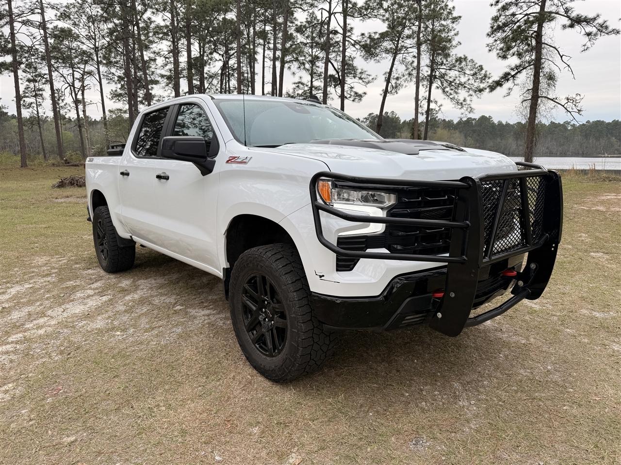Chevrolet Silverado 1500 4WD Crew Cab 147" LT Trail Boss 2023