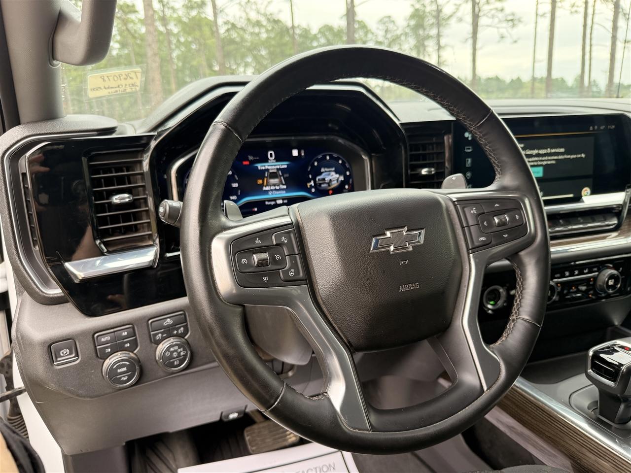 Chevrolet Silverado 1500 4WD Crew Cab 147" LT Trail Boss 2023