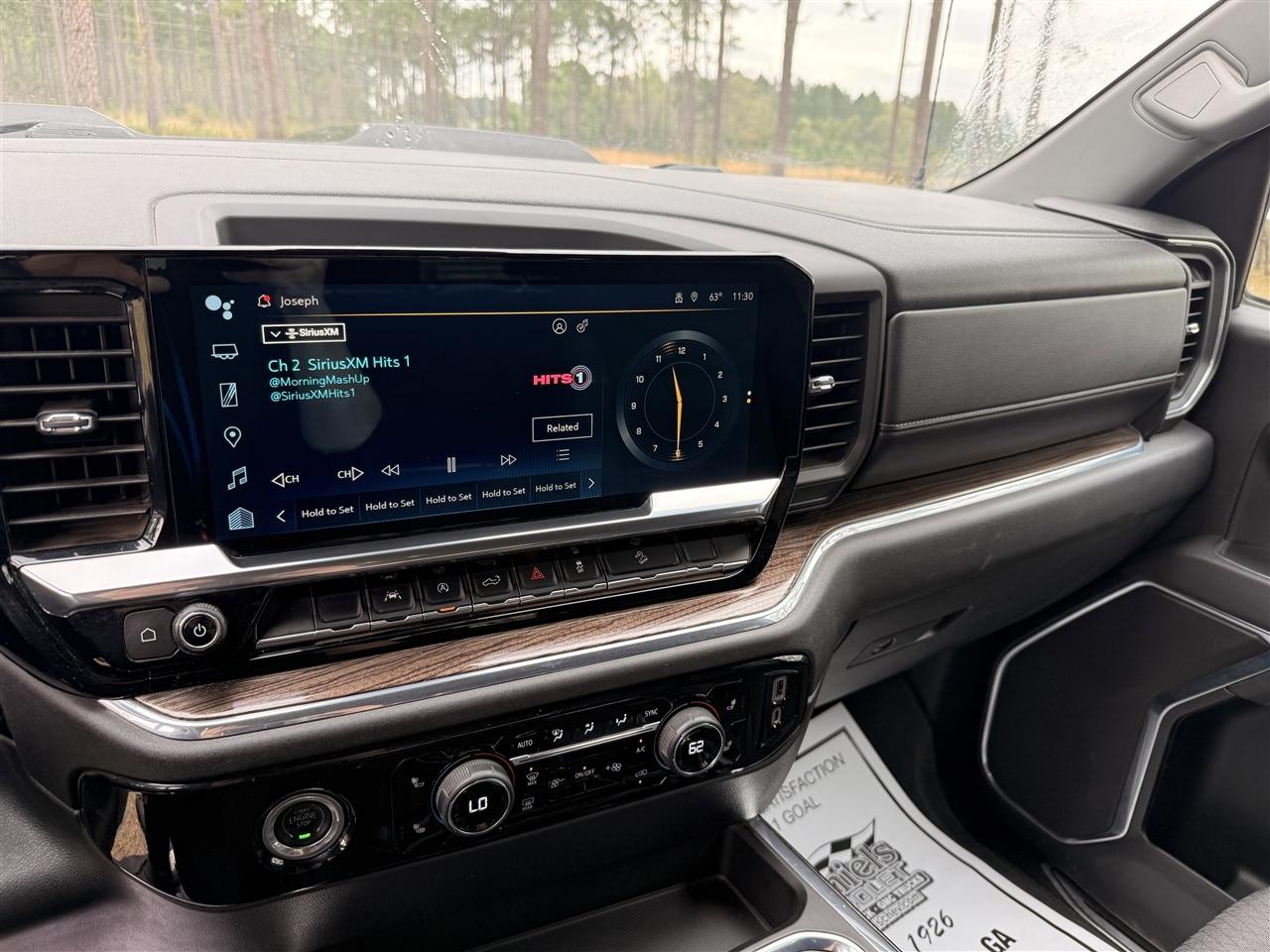 Chevrolet Silverado 1500 4WD Crew Cab 147" LT Trail Boss 2023