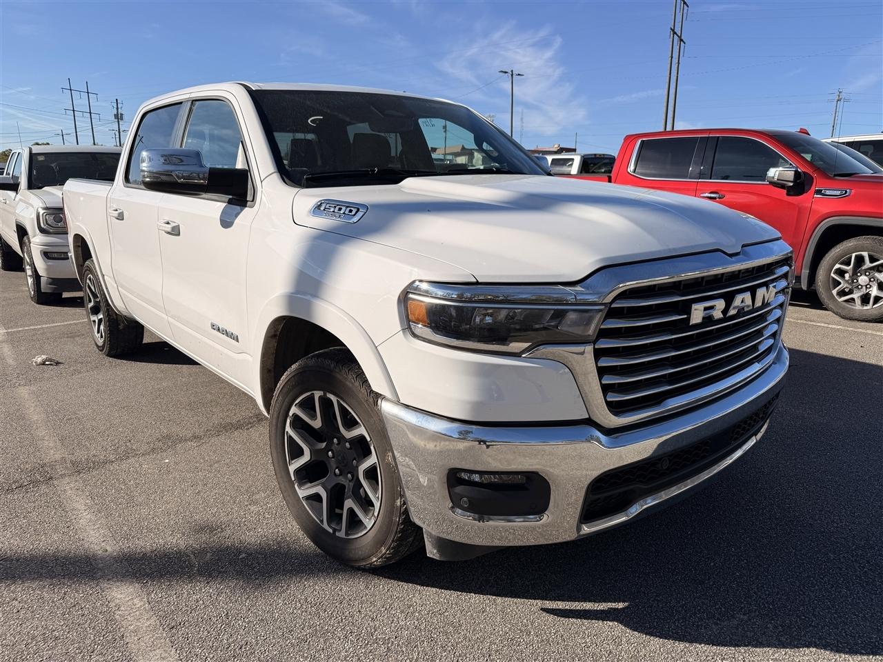 RAM 1500 Laramie 4x4 Crew Cab 5'7" Box 2025