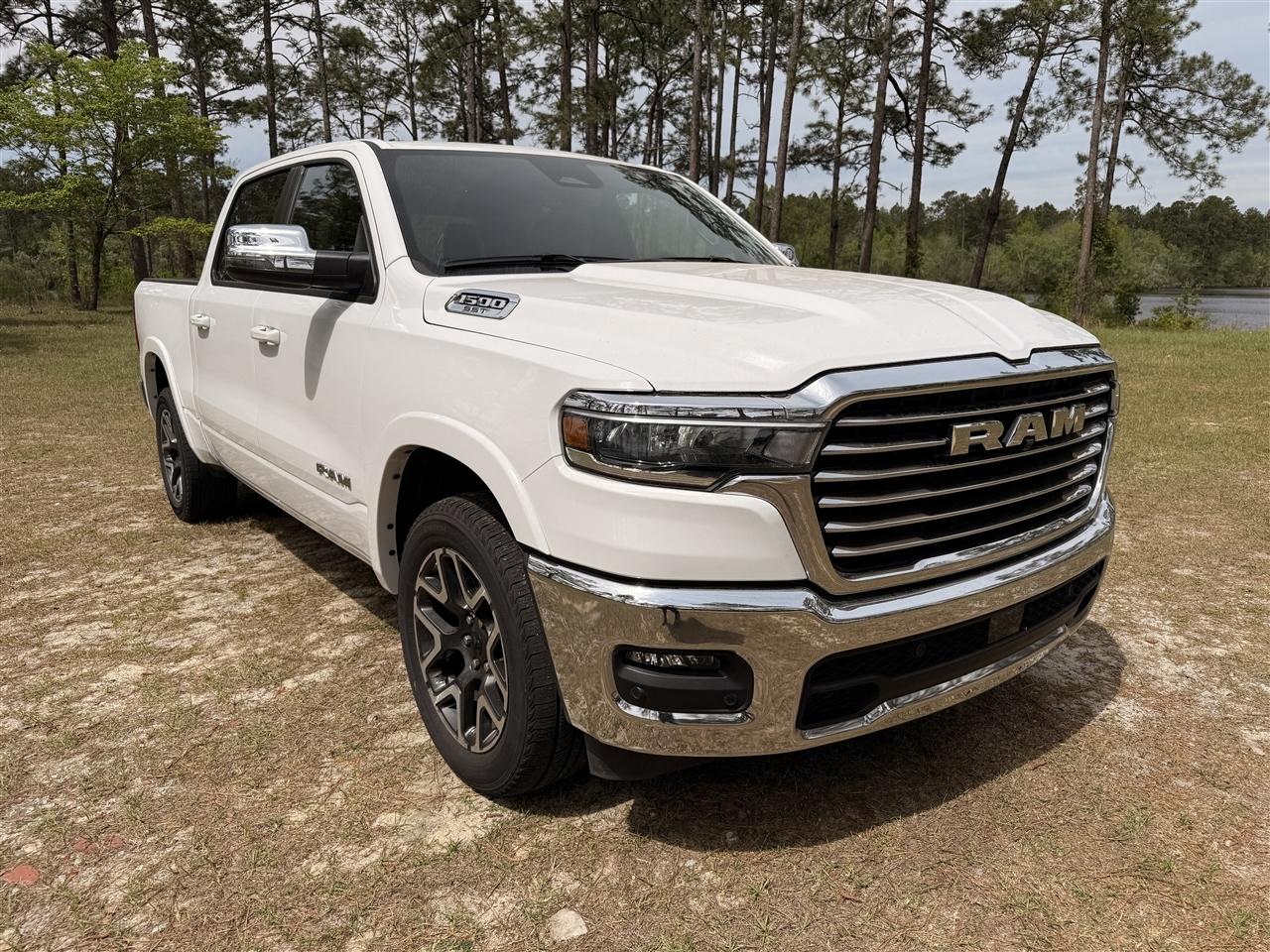 RAM 1500 Laramie 4x4 Crew Cab 5'7" Box 2025
