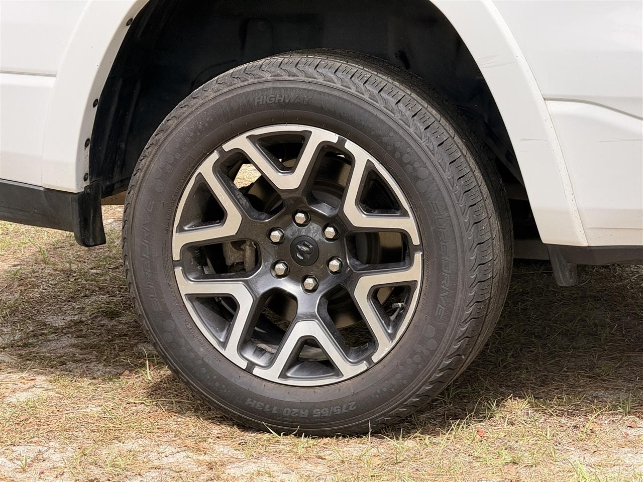 RAM 1500 Laramie 4x4 Crew Cab 5'7" Box 2025