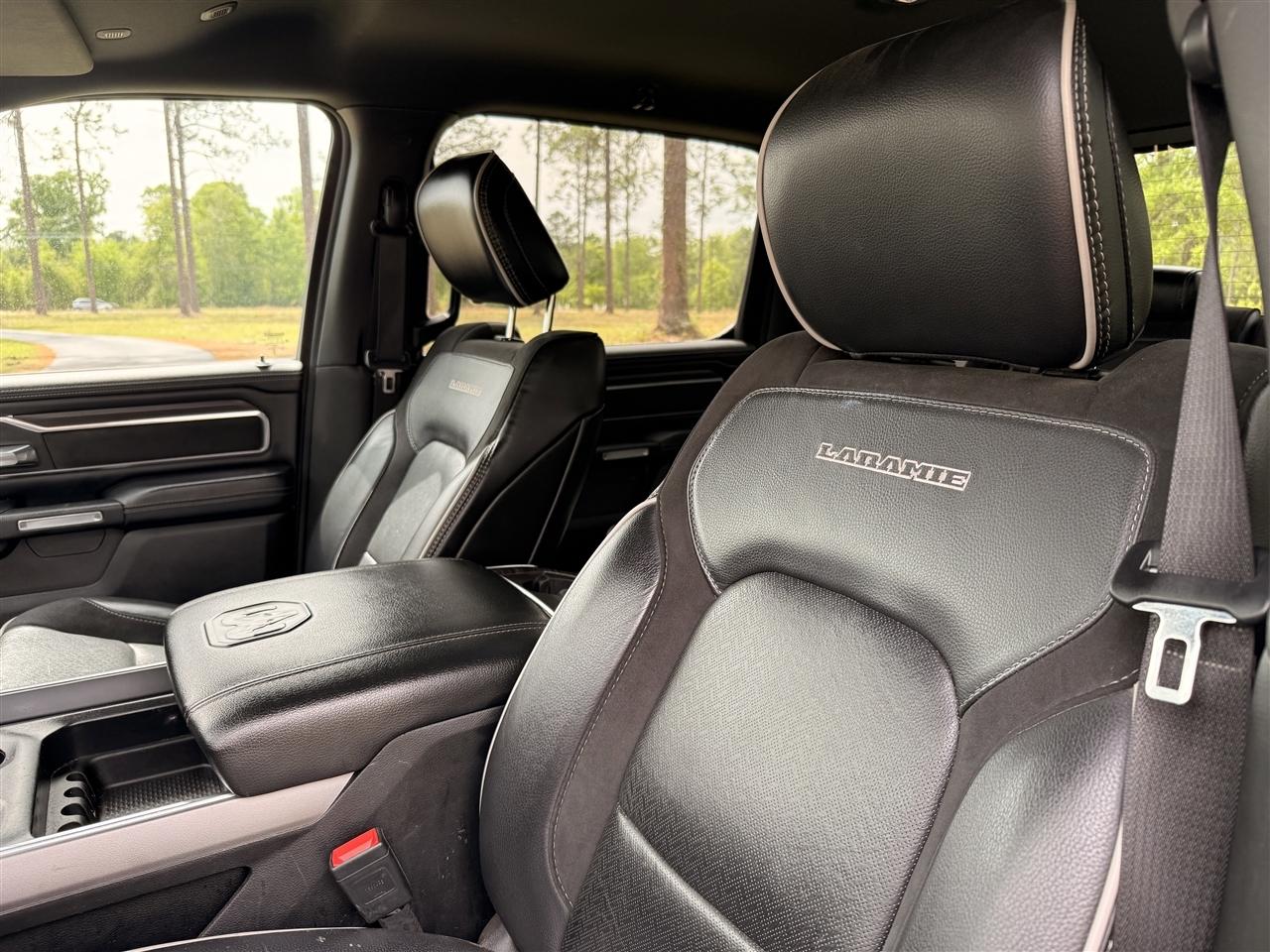 RAM 1500 Laramie 4x4 Crew Cab 5'7" Box 2025