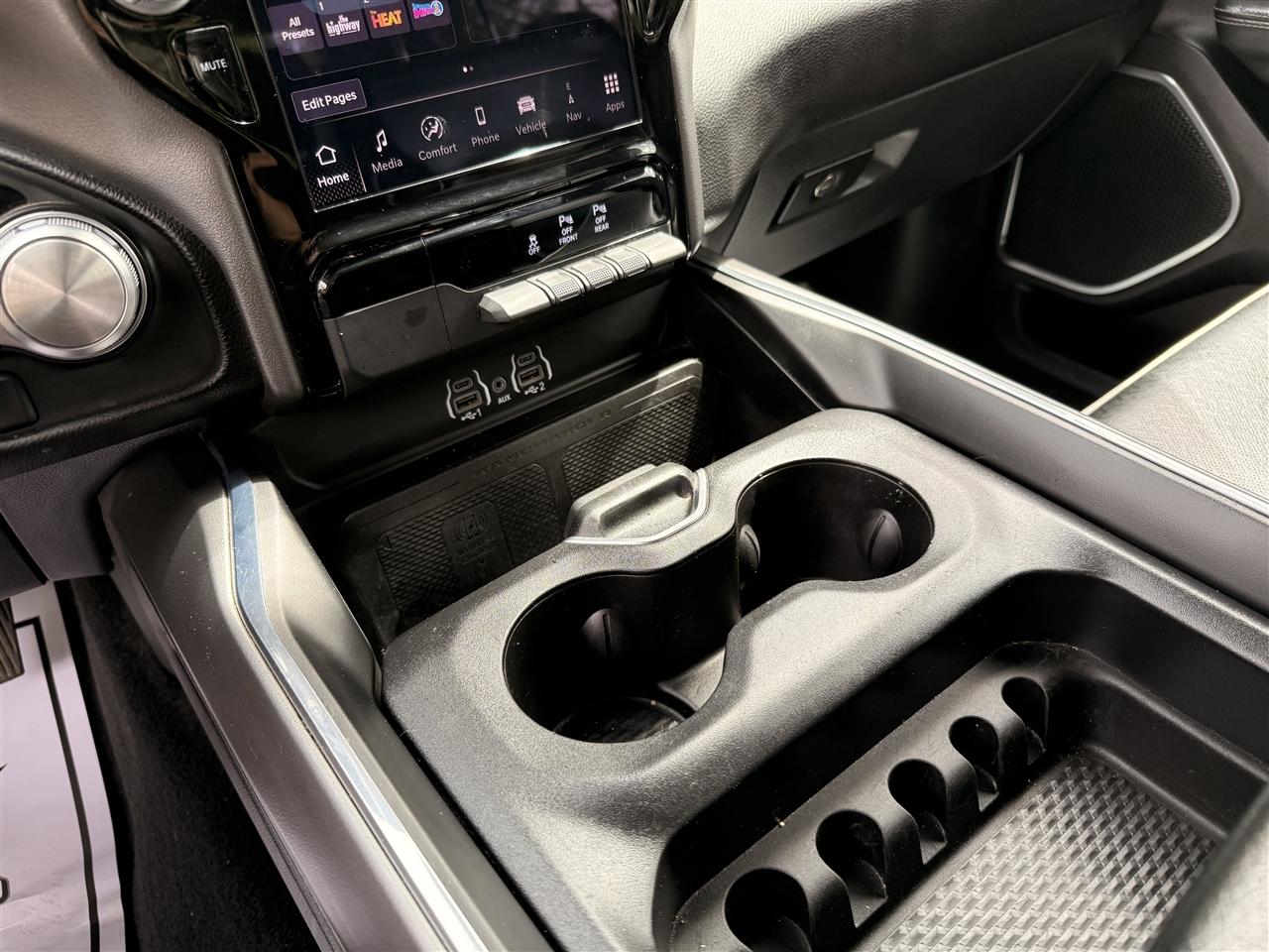 RAM 1500 Laramie 4x4 Crew Cab 5'7" Box 2025