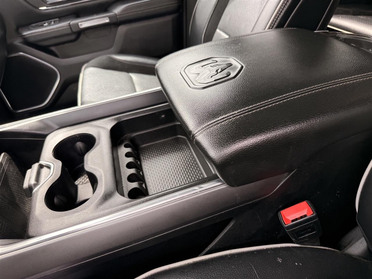 RAM 1500 Laramie 4x4 Crew Cab 5'7" Box 2025