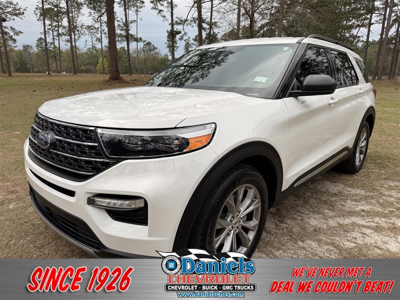 2023 Ford Explorer XLT RWD