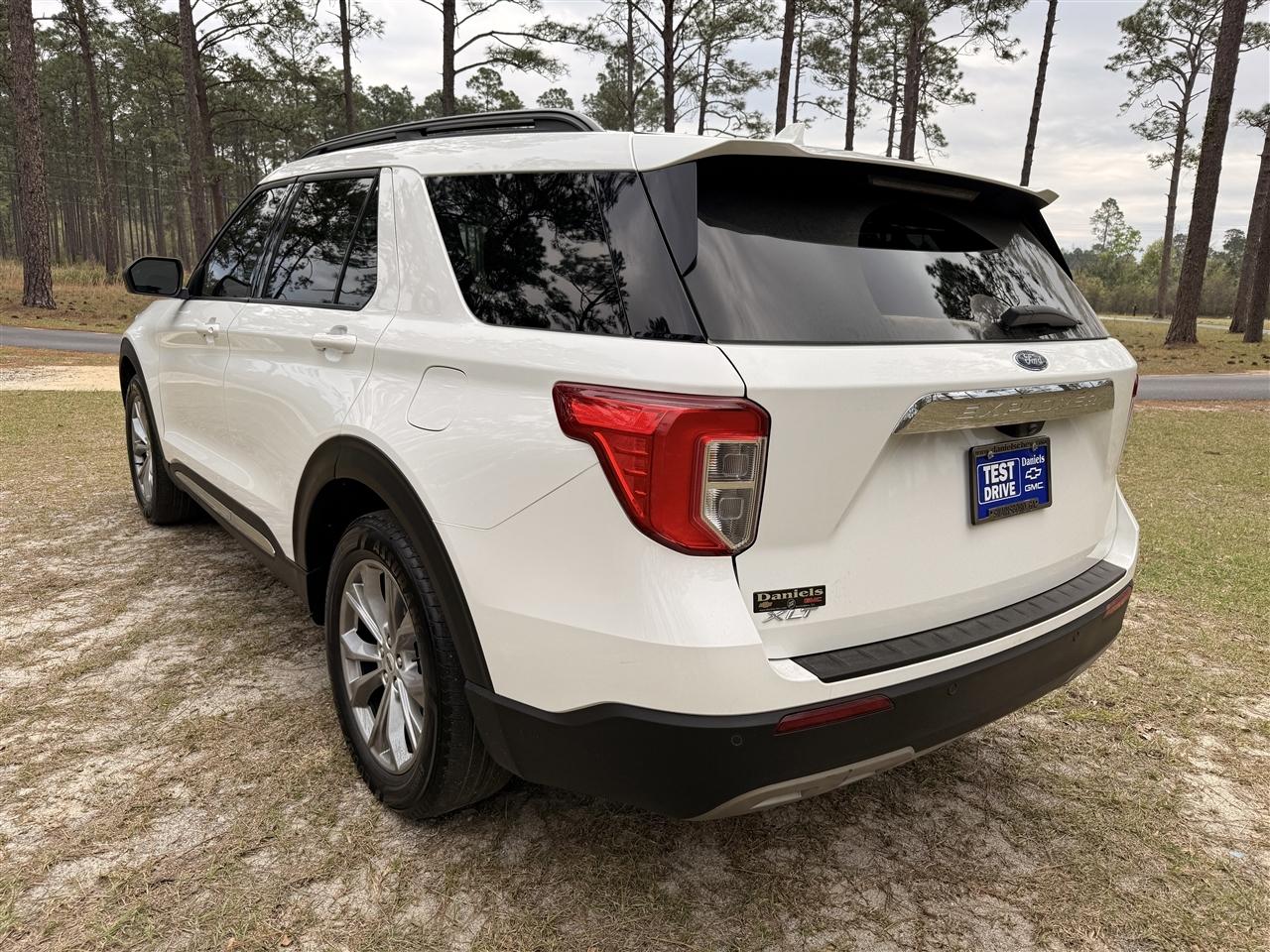 Ford Explorer XLT RWD 2023