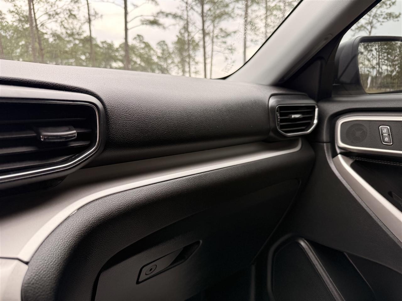 Ford Explorer XLT RWD 2023