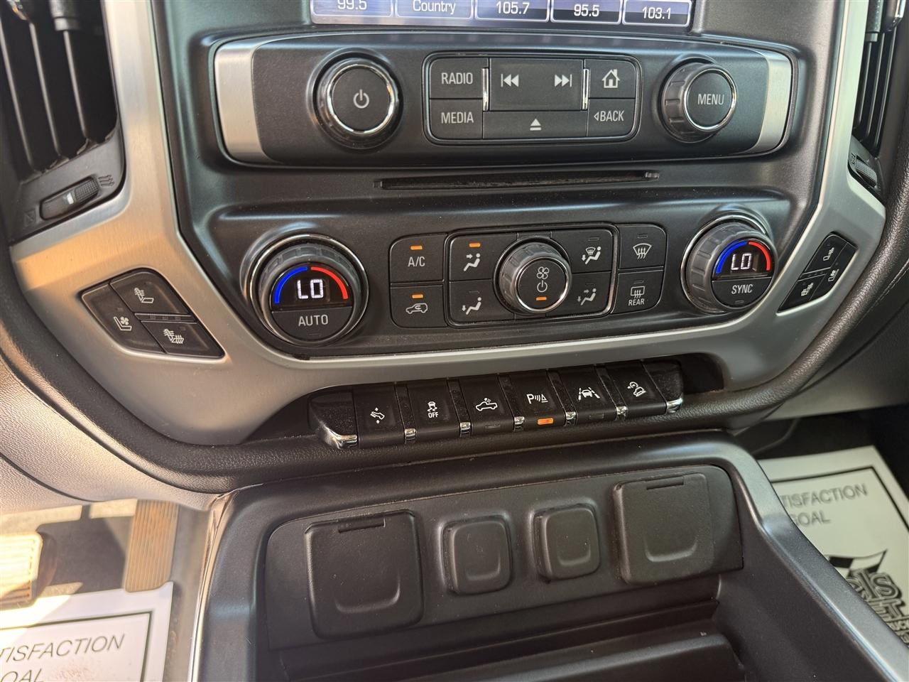 GMC Sierra 1500 4WD Crew Cab 143.5" SLT 2018