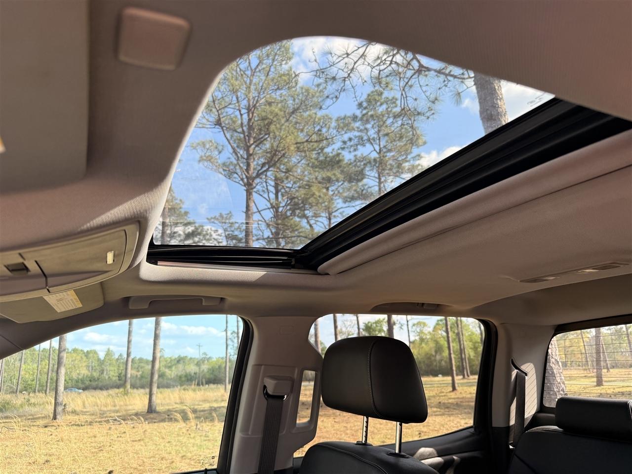 GMC Sierra 1500 4WD Crew Cab 143.5" SLT 2018