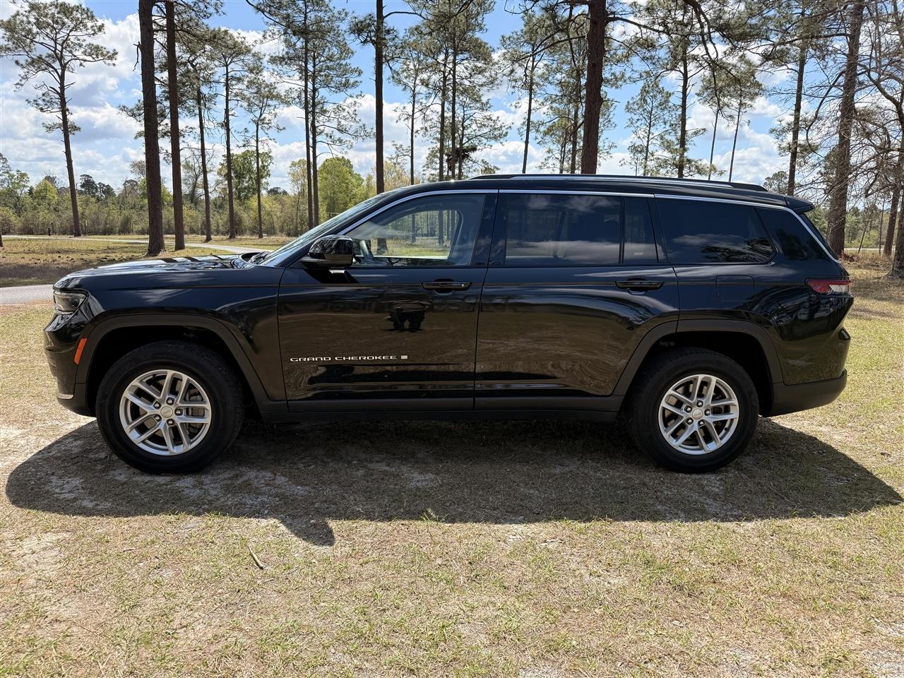 Jeep Grand Cherokee L Laredo 4x4 2023