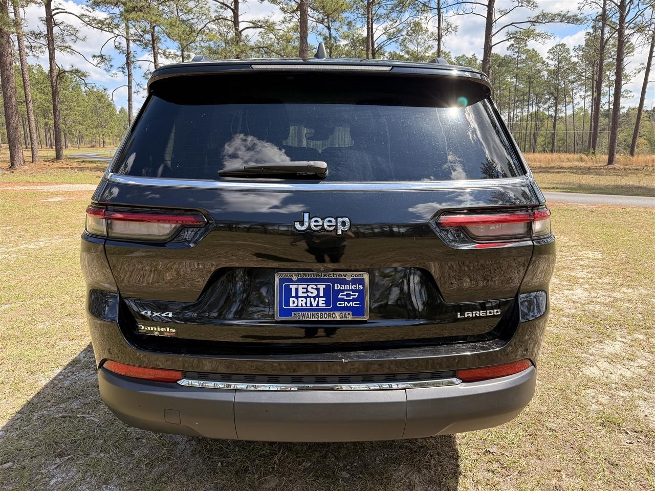 Jeep Grand Cherokee L Laredo 4x4 2023