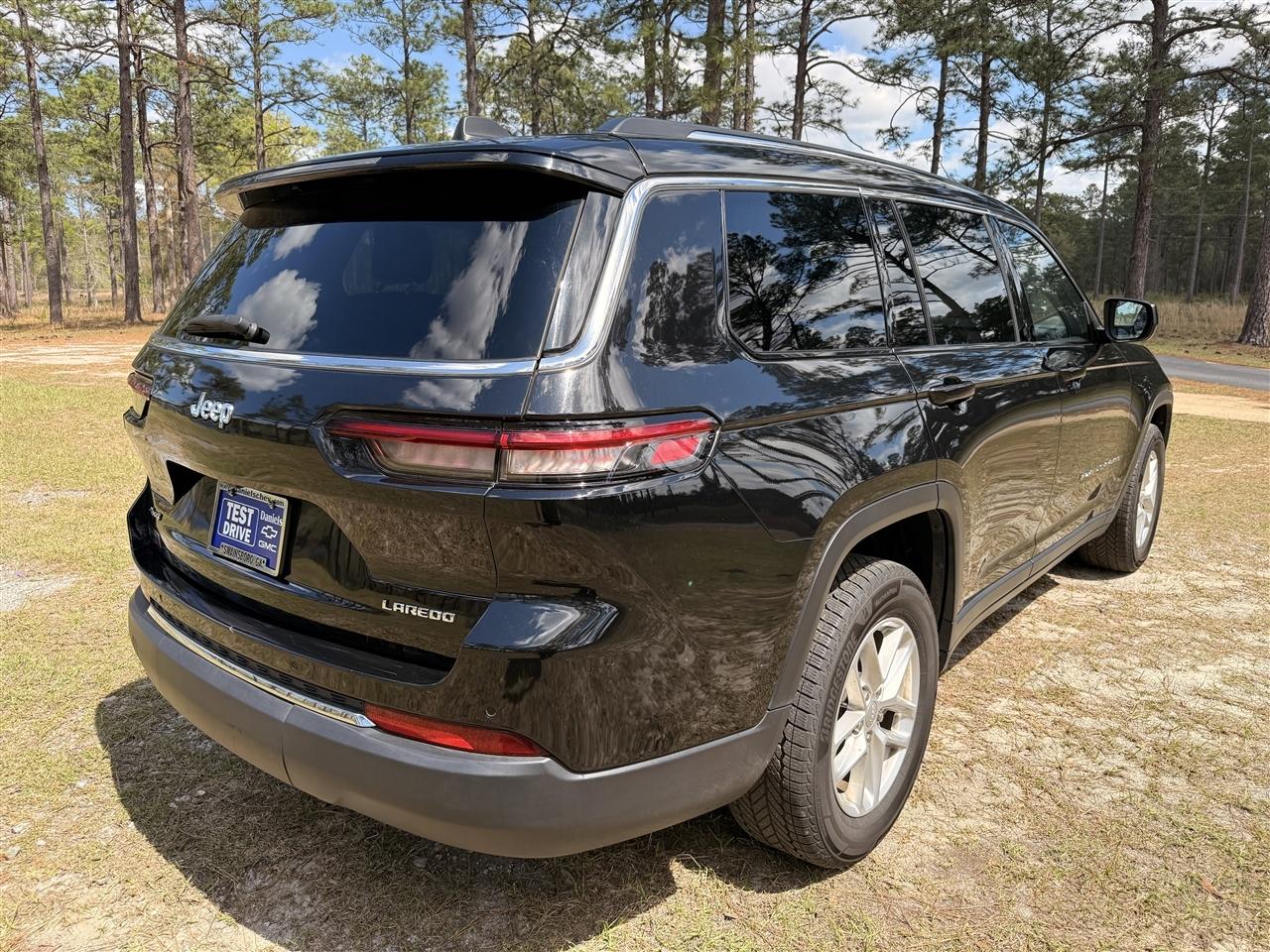 Jeep Grand Cherokee L Laredo 4x4 2023