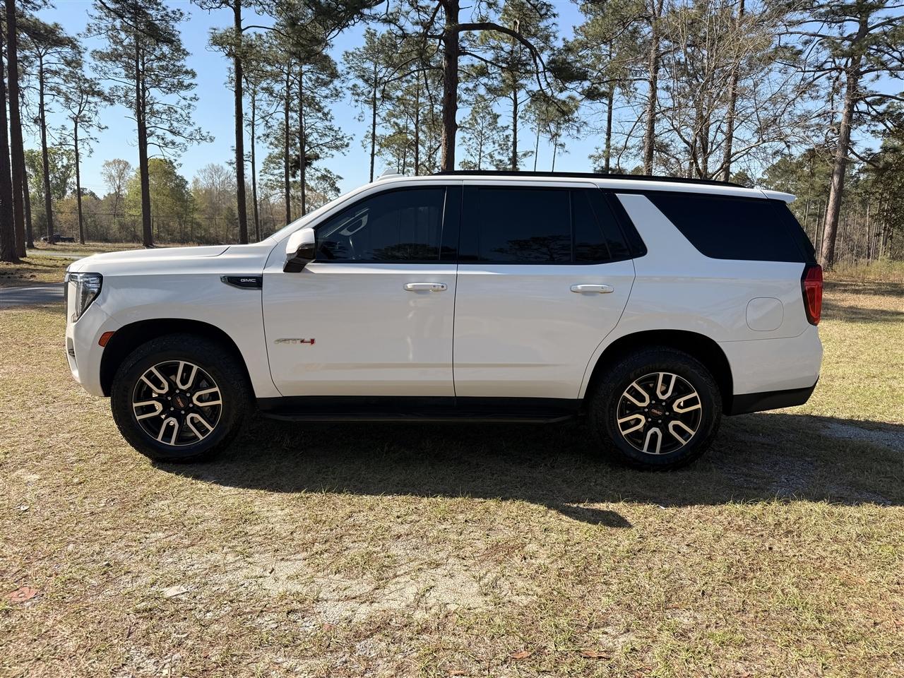 GMC Yukon 4WD 4dr AT4 2023