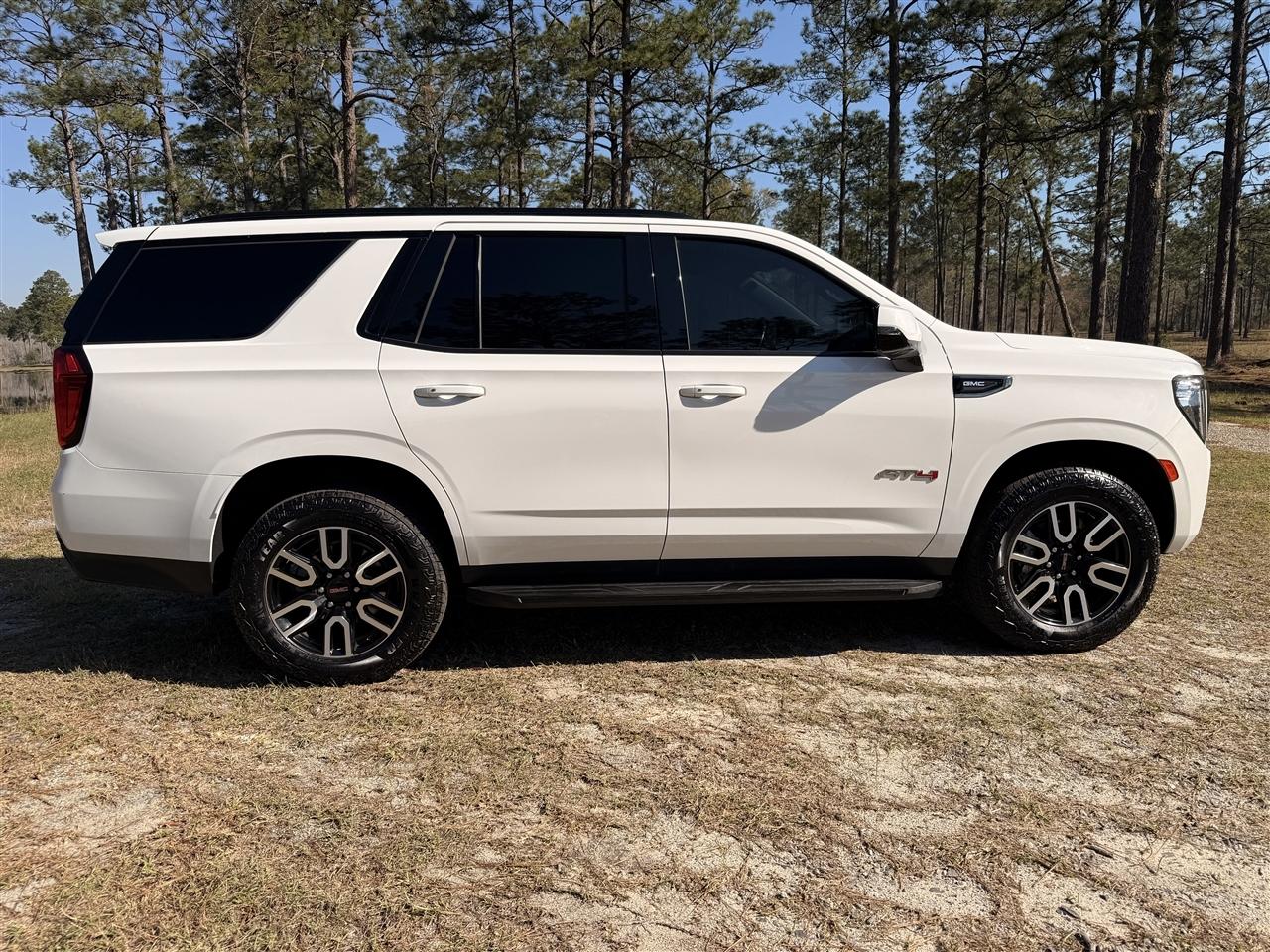 GMC Yukon 4WD 4dr AT4 2023