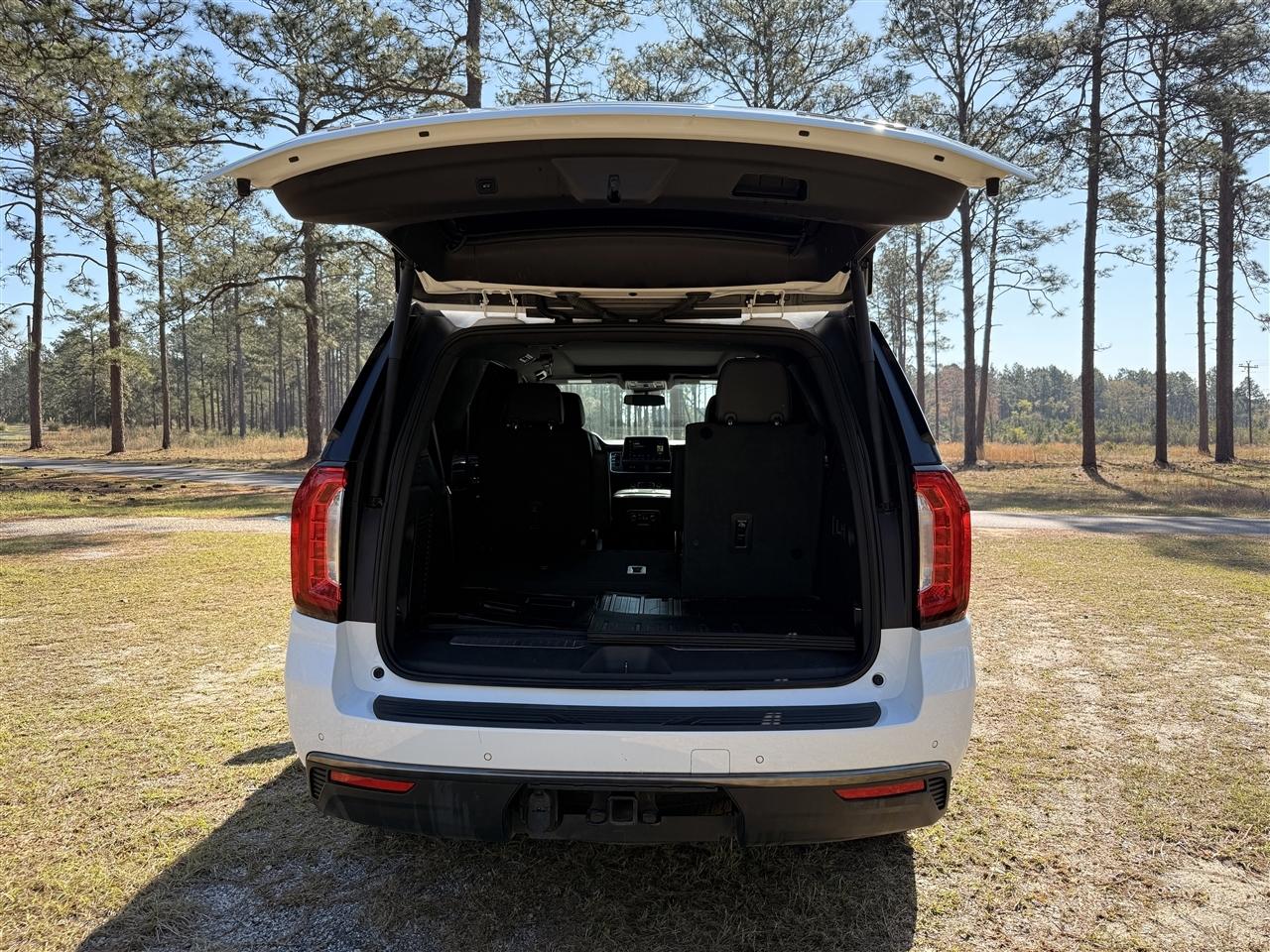 GMC Yukon 4WD 4dr AT4 2023