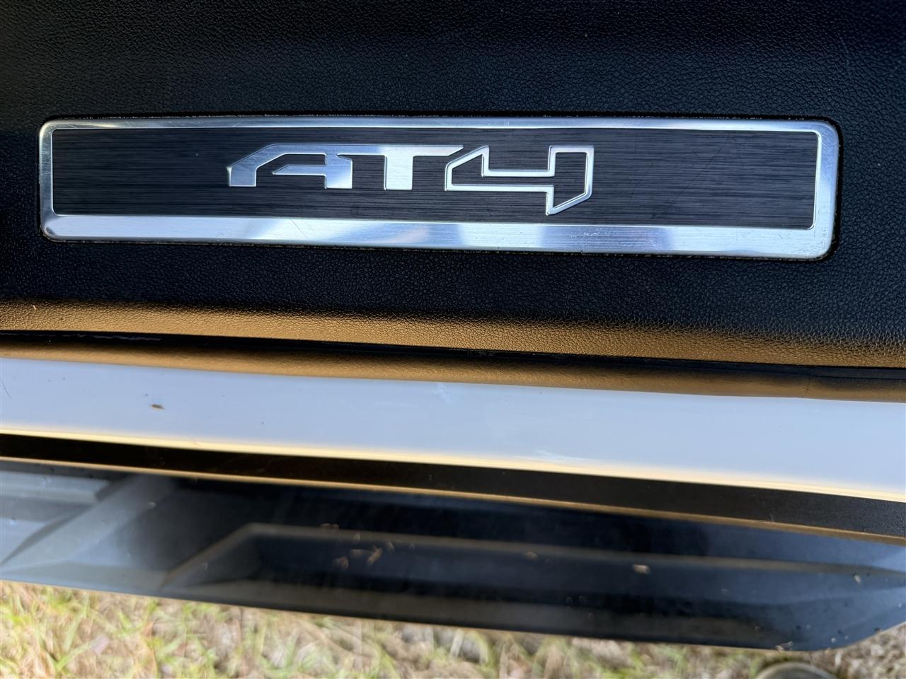 GMC Yukon 4WD 4dr AT4 2023