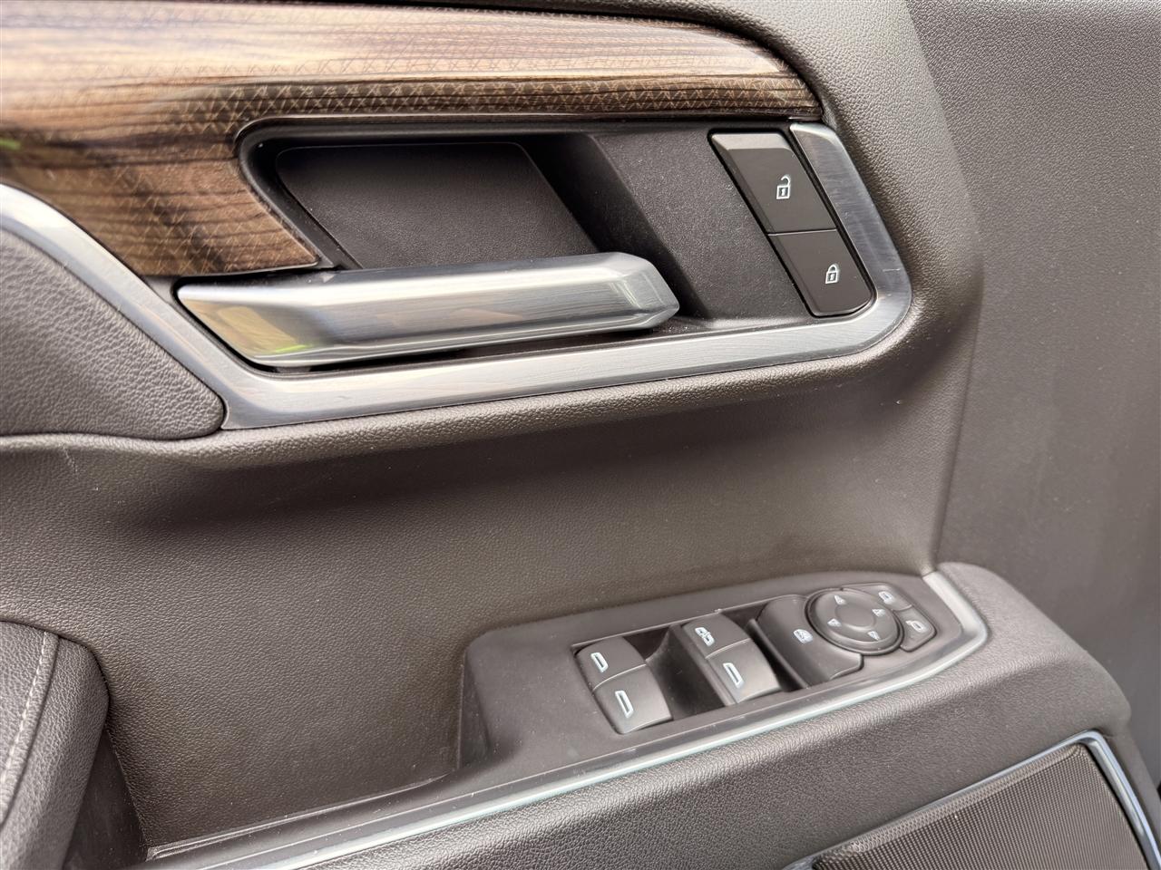 Chevrolet Silverado 1500 4WD Crew Cab 147" RST 2026