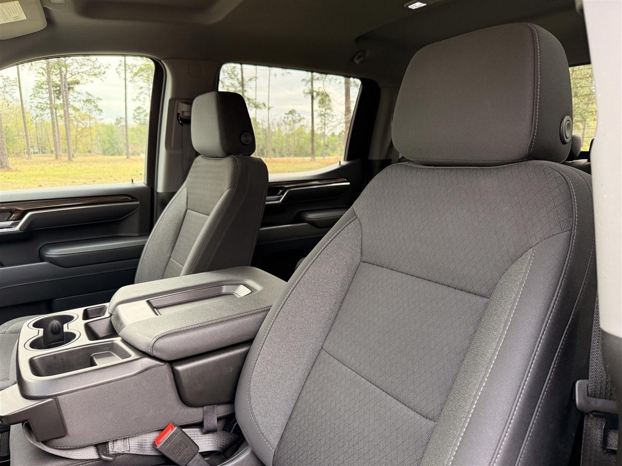 Chevrolet Silverado 1500 4WD Crew Cab 147" RST 2026