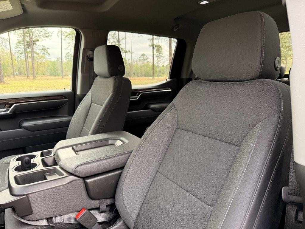 Chevrolet Silverado 1500 4WD Crew Cab 147" RST 2026
