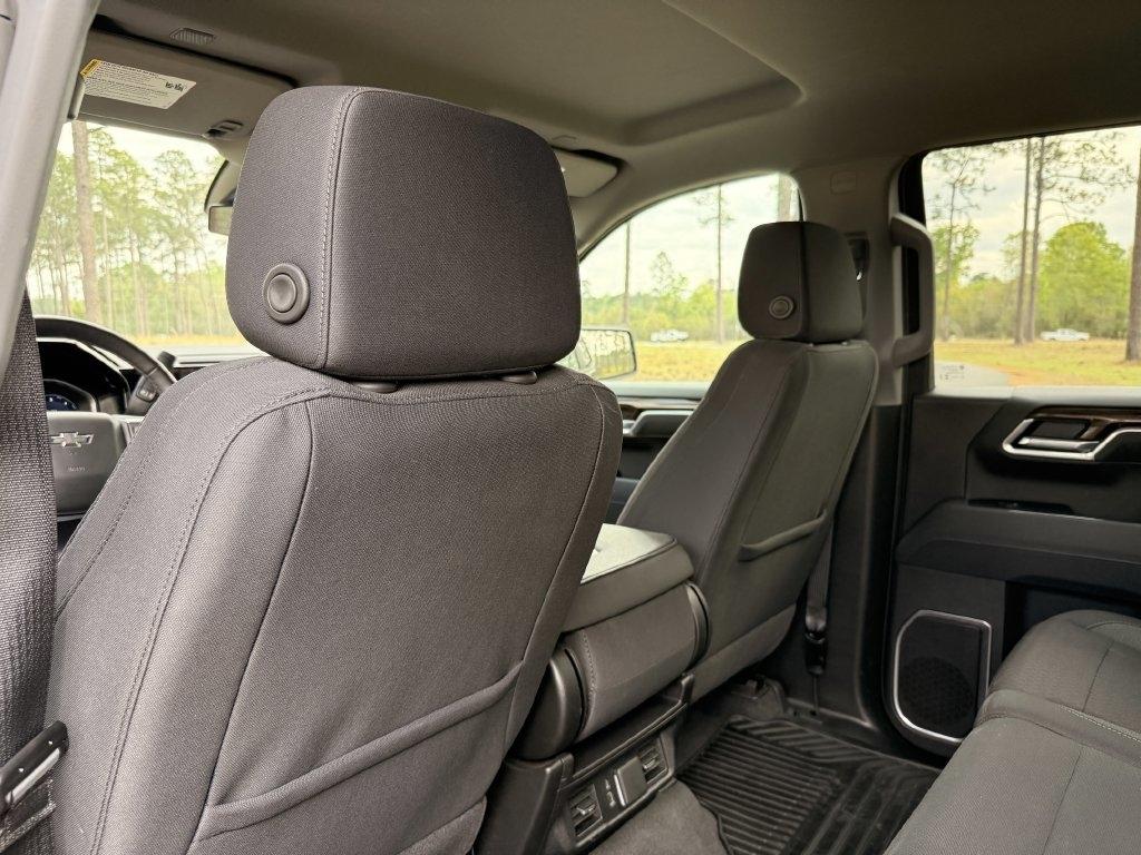 Chevrolet Silverado 1500 4WD Crew Cab 147" RST 2026