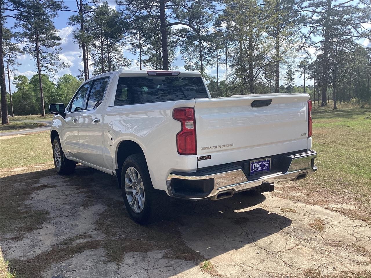 Chevrolet Silverado 1500 4WD Crew Cab 147" LTZ 2023