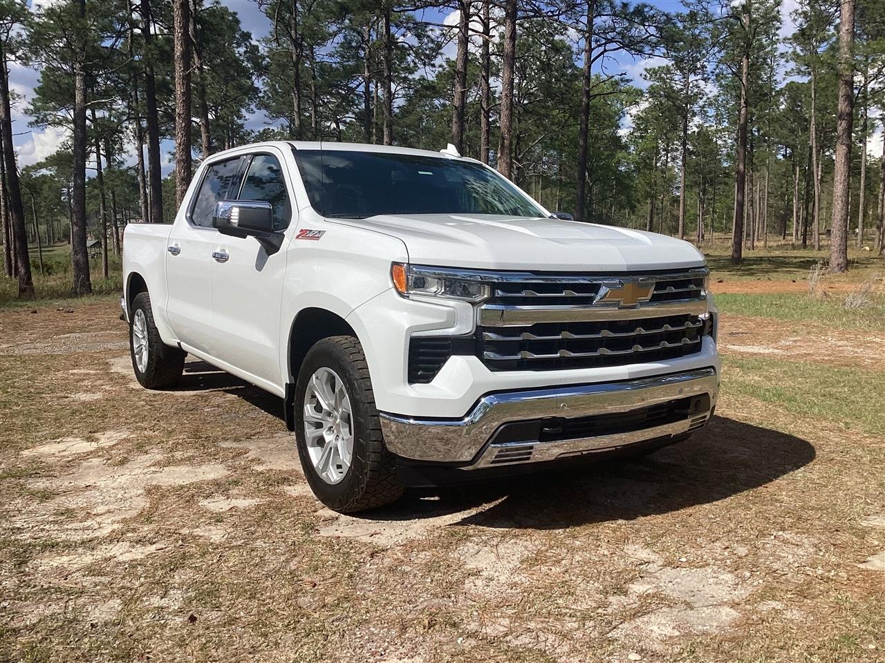 Chevrolet Silverado 1500 4WD Crew Cab 147" LTZ 2023